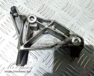 Кронштейн гидроусилителя к Mercedes C W202, 1993 г.