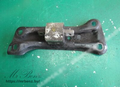 Кронштейн КПП к Mercedes C W202, 1999 г.