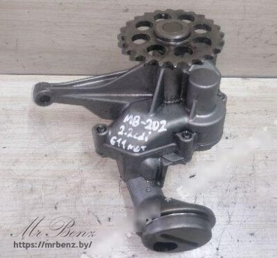 Насос масляный к Mercedes C W202, 2000 г.