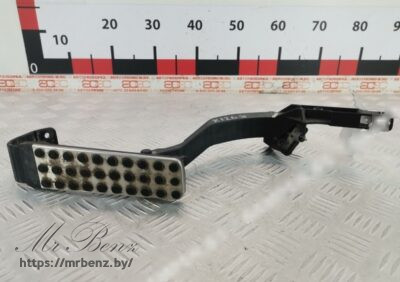 Педаль газа к Mercedes C W202, 1993 г.