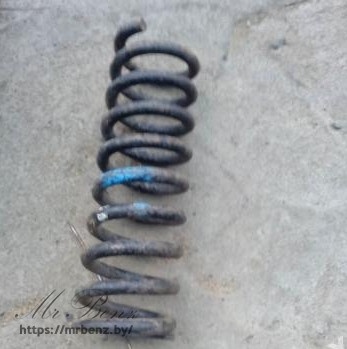 Пружина задняя к Mercedes C W202, 1998 г.