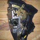 Замок двери задней левой к Mercedes C W202, 2000 г.
