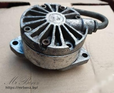 Насос вакуумный к Mercedes E W124, 1988 г.