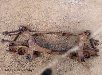 Балка подвески задняя к Mercedes E W124, 1993 г.