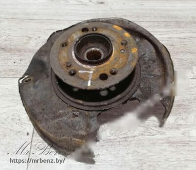 Кулак задний левый к Mercedes E W124, 1995 г.