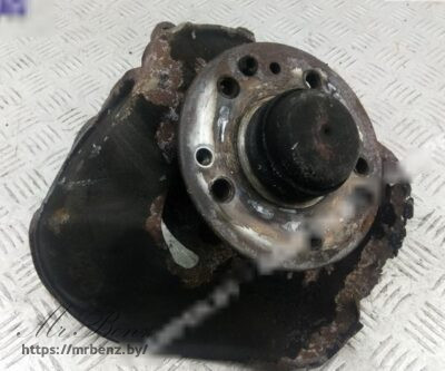 Кулак поворотный правый к Mercedes E W124, 1987 г.