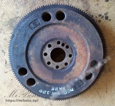 Маховик к Mercedes E W124, 1993 г.