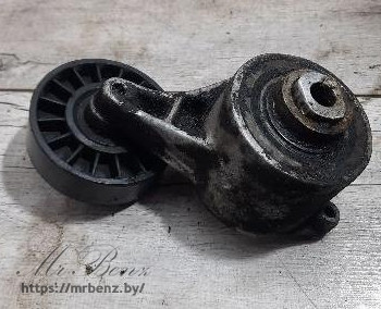 Натяжитель к Mercedes E W124, 1985 г.