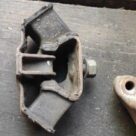 Подушка крепления КПП к Mercedes E W124, 1994 г.