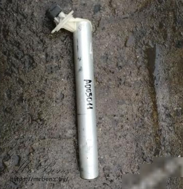 Датчик уровня топлива к Mercedes E W124, 1990 г.