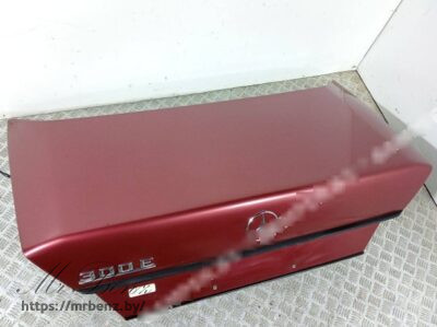 Крышка багажника (дверь 3-5) к Mercedes E W124, 1990 г.