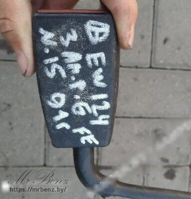 Замок ремня безопасности к Mercedes E W124, 2000 г.