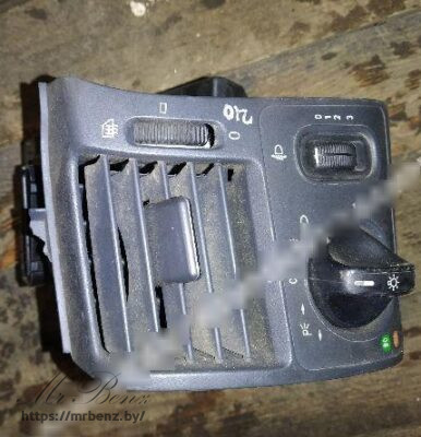 Переключатель света к Mercedes E W210, 2000 г.