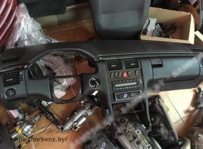 Панель передняя салона (торпедо) к Mercedes E W210, 1998 г.