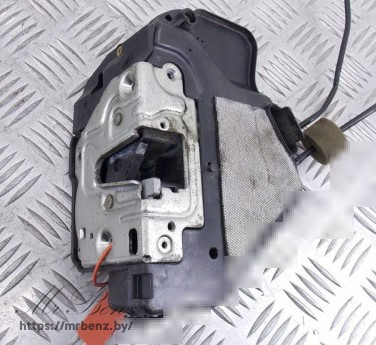 Замок двери задней правой к Mercedes E W211, 2003 г.