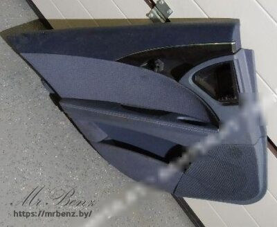 Обшивка двери задней правой (дверная карта) к Mercedes E W211, 2004 г.