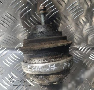 Подушка крепления двигателя к Mercedes E W211, 2003 г.