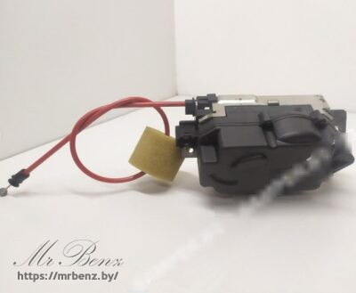 Активатор замка багажника к Mercedes E W211, 2006 г.