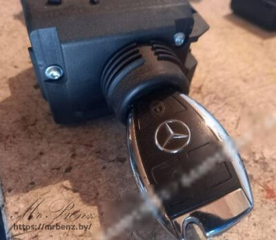 Замок зажигания к Mercedes E W211, 2005 г.