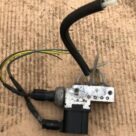 Блок клапанов пневмоподвески к Mercedes E W211, 2004 г.