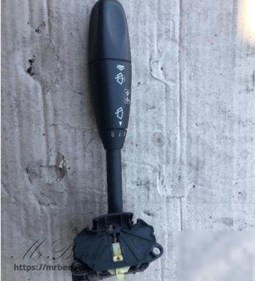 Переключатель поворотов к Mercedes E W211, 2004 г.