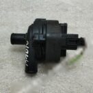 Насос антифриза дополнительный к Mercedes E W211, 2006 г.