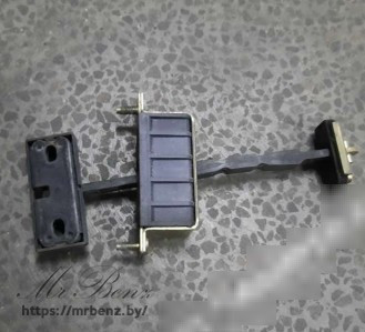 Ограничитель открывания двери к Mercedes E W211, 2004 г.