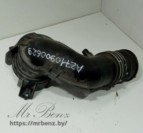 Патрубок воздушного фильтра к Mercedes E W211, 2004 г.