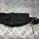 Резонатор воздушного фильтра к Mercedes E, 2000 г.