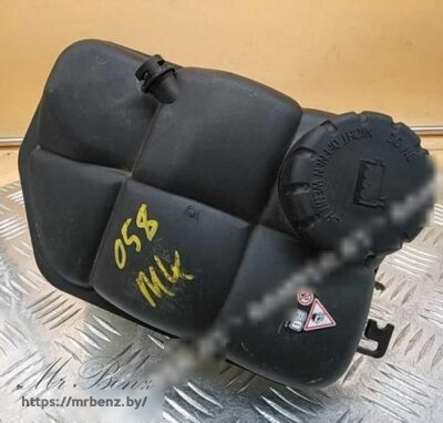 Бачок расширительный к Mercedes CLS C219, 2005 г.