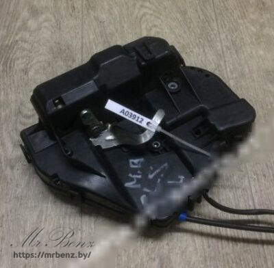 Замок двери задней левой к Mercedes CLS C219, 2006 г.