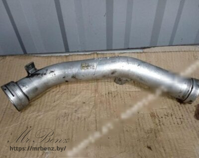 Патрубок интеркулера к Mercedes CLS C219, 2006 г.