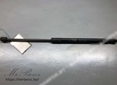 Амортизатор крышки багажника (3-5 двери) к Mercedes C W204, 2007 г.