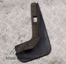 Брызговик к Mercedes C W204, 2012 г.