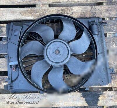 Вентилятор радиатора к Mercedes C W204, 2011 г.