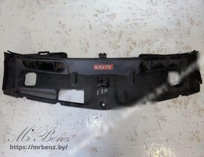 Дефлектор радиатора к Mercedes C W204, 2008 г.