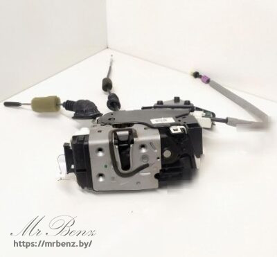 Замок двери передней левой к Mercedes C W204, 2007 г.