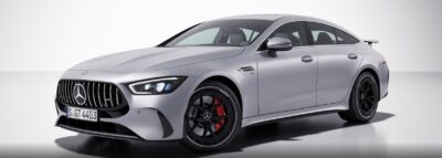 Обновленные модели 4-дверного купе Mercedes-AMG GT с двигателем V8 теперь можно заказать