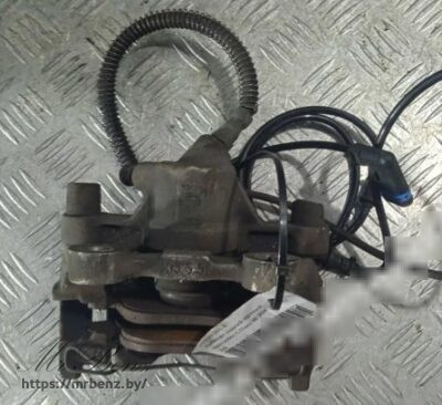 Суппорт задний правый к Mercedes C W204, 2008 г.