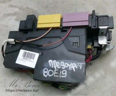 Блок предохранителей к Mercedes C W204, 2007 г.