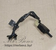 Выключатель концевой (концевик) к Mercedes C W204, 2010 г.