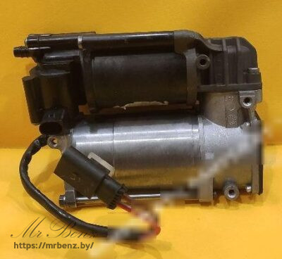 Компрессор пневмоподвески к Mercedes C W204, 2011 г.