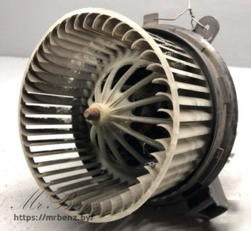 Моторчик печки к Mercedes C W204, 2007 г.