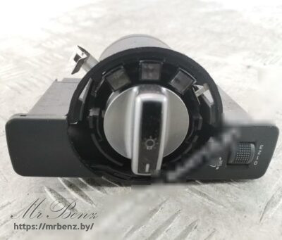 Переключатель света к Mercedes C W204, 2008 г.