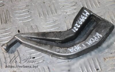 Кронштейн гидроусилителя к Mercedes C W204, 2008 г.