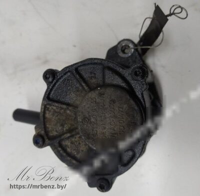 Насос вакуумный к Mercedes C W204, 2010 г.