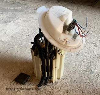 Насос топливный к Mercedes C W204, 2009 г.