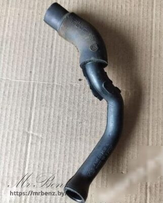 Патрубок вентиляции картера к Mercedes C W204, 2008 г.