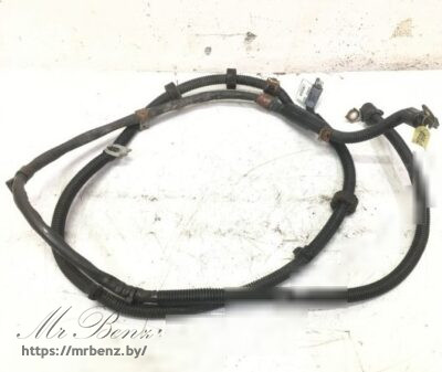 Плюсовой провод аккумулятора к Mercedes C W204, 2011 г.