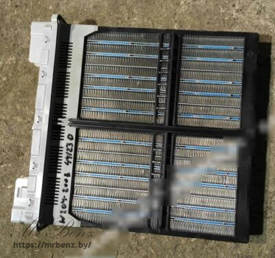 Радиатор отопителя (печки) к Mercedes CLS C218, 2008 г.